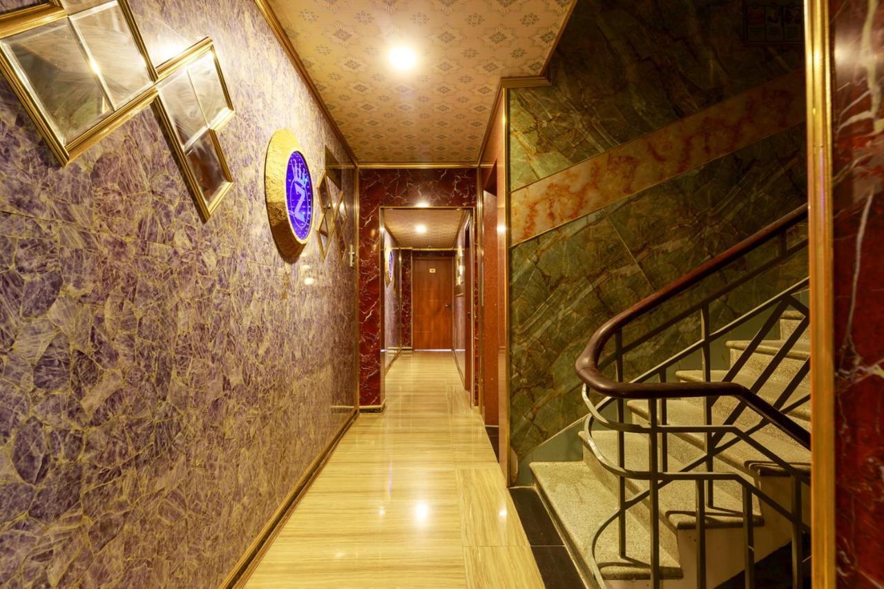 Venus Hotel & Massage - Bui Vien Walking Street 胡志明市 外观 照片